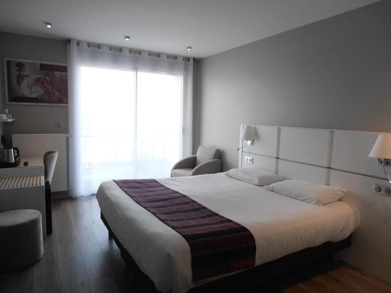 Hotel Valencia 昂代 外观 照片