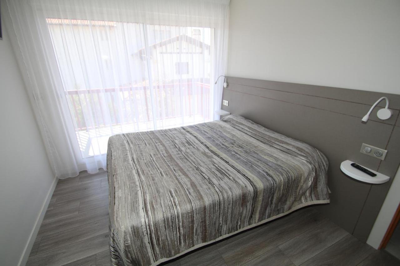 Hotel Valencia 昂代 外观 照片